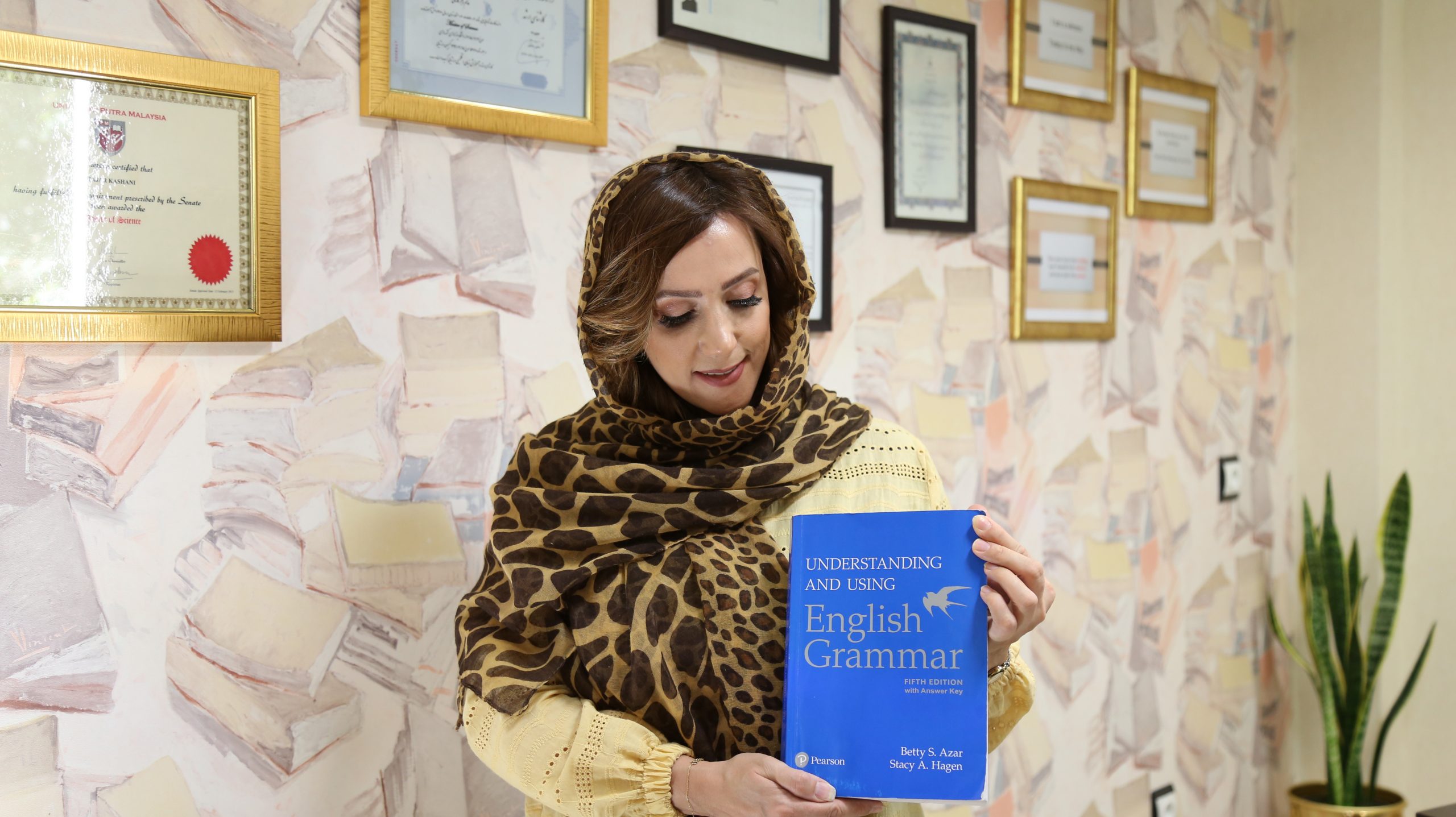 Understanding and Using English Grammar By Betty Azar  –       پی دی اف کتاب پکیج گرامر